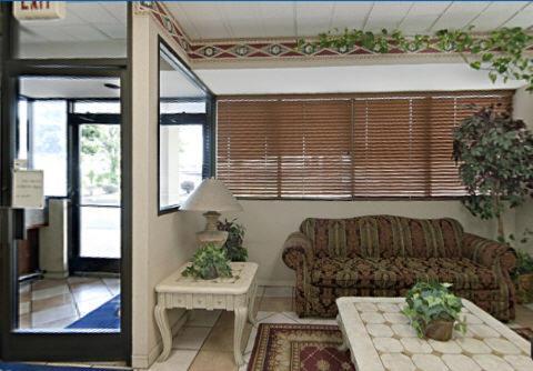 America'S Best Value Inn & Suites - Memphis/Graceland 外观 照片