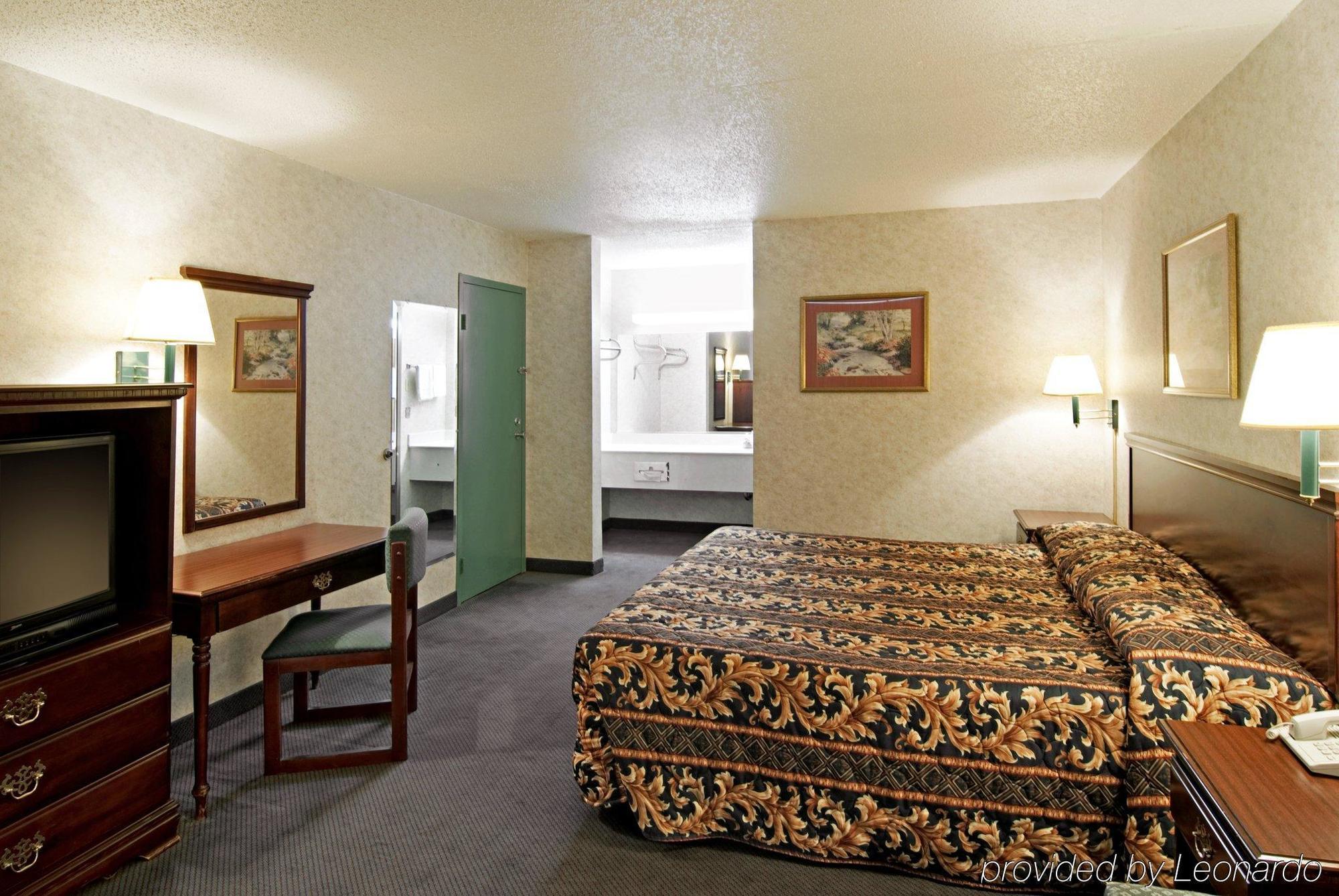 America'S Best Value Inn & Suites - Memphis/Graceland 客房 照片