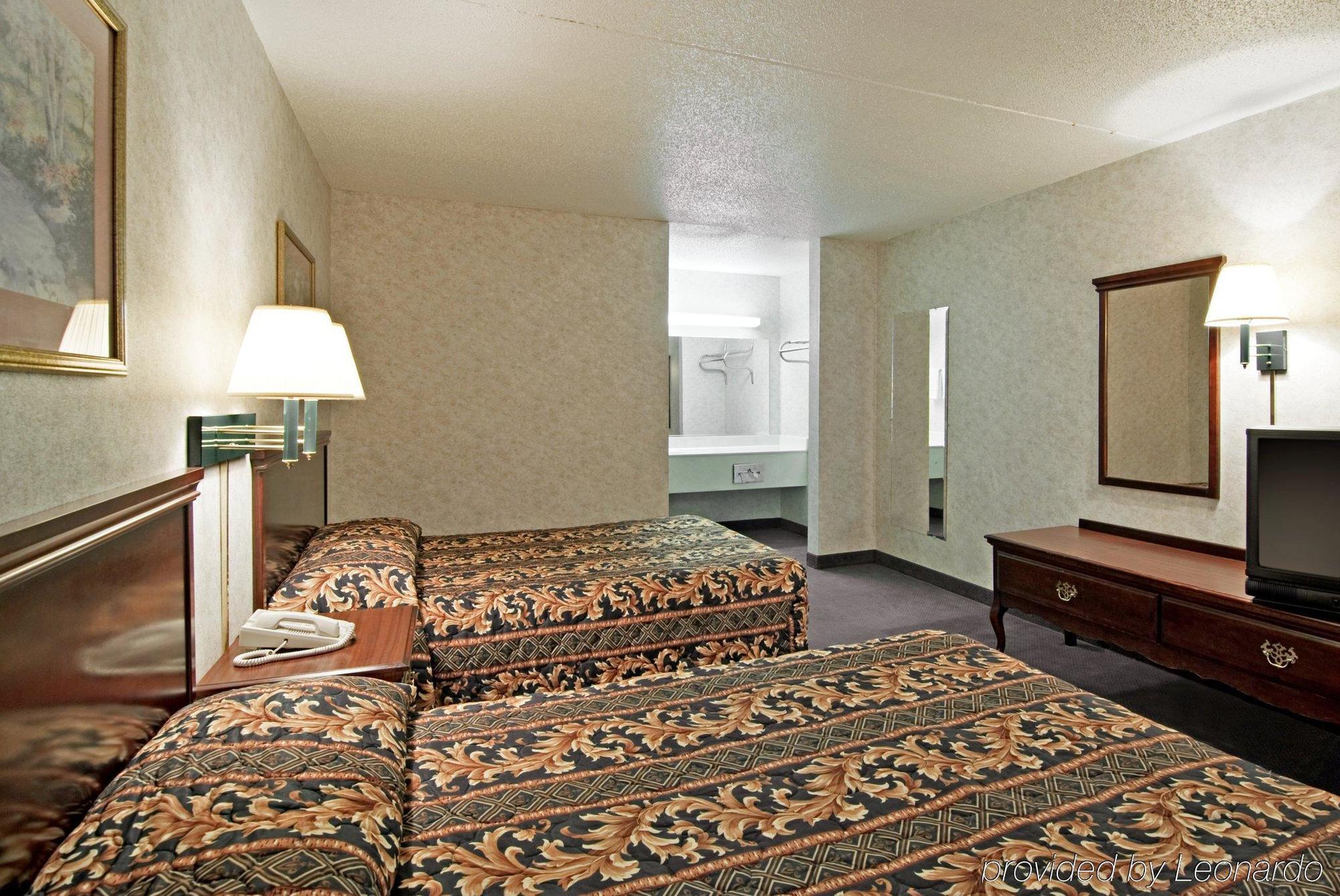America'S Best Value Inn & Suites - Memphis/Graceland 客房 照片