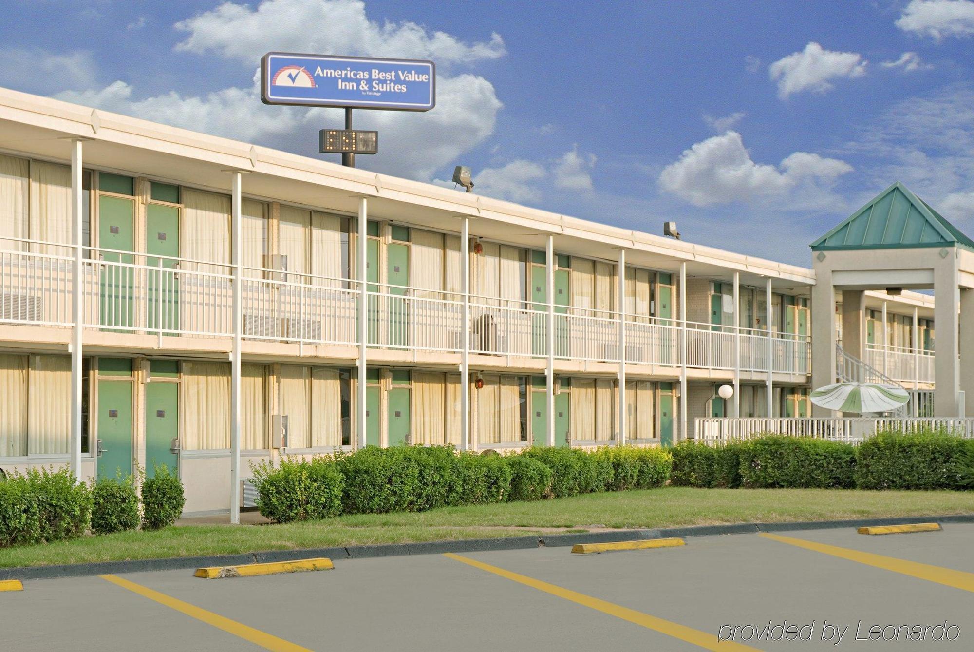 America'S Best Value Inn & Suites - Memphis/Graceland 外观 照片